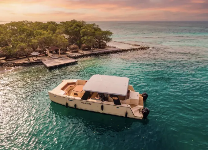 45ft Luxury Sport Power Catamaran in Cartagena, Bolívar