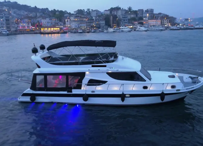 Endless Summer Yacht 18M for Celebrations
