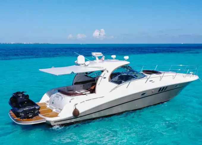 Sea Ray 44ft Motor Yacht Charter – Cancun Luxury Sailing Adventure for 15