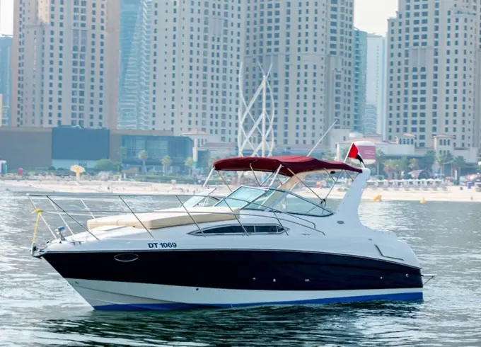 Dubai Party Yacht Rental – 2024 Refit Regal 33ft (8 PAX)