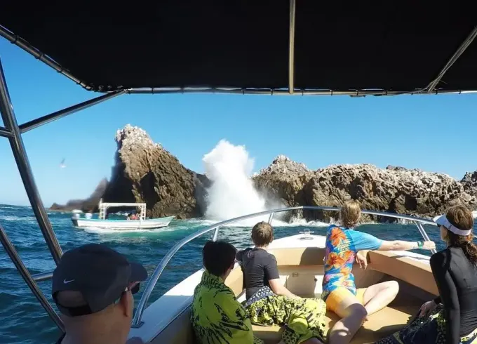 Neptuno Marietas Powerboat