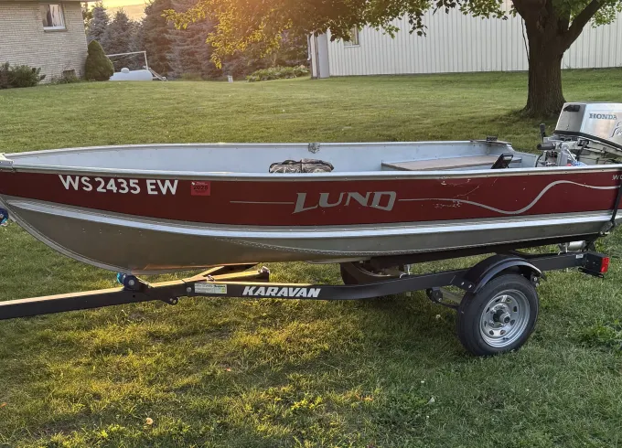 12 Foot Fishing Machine! Pickup or Delivery Available