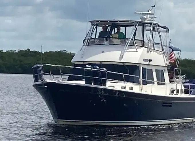 "Comic Relief" SabreLine Trawler Rental in Cape Coral, Florida