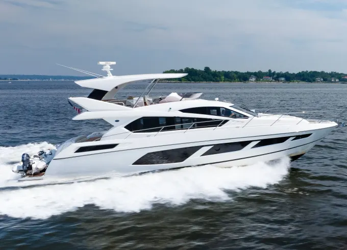65 Sunseeker flybridge: See New York City in a different way