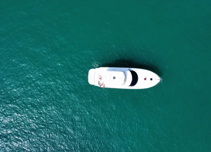 52' Yacht Rental Miami, Book Now! NO HIDDEN FEES in the dock, Prime Departure