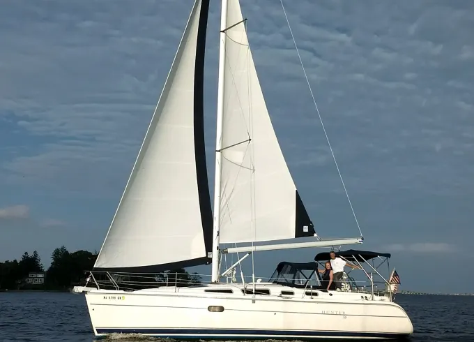 Relax, feel free & sail into a nautical world of Wonder - Hunter 36 Sailboat
