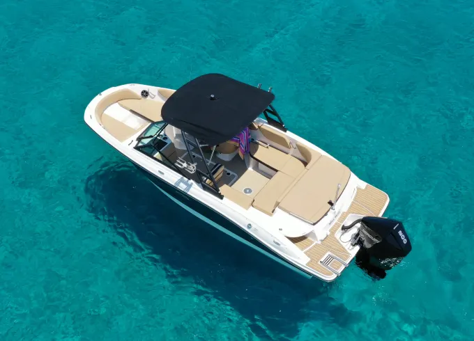 Luxury Sea Ray 210 Deck Boat In Paralimni, Cyprus