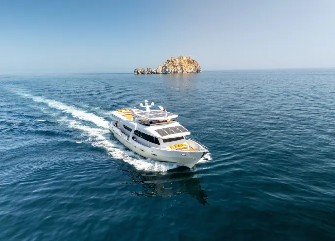 Musandam’s Premier Private Yacht – Full-Board 95ft Luxury Charter