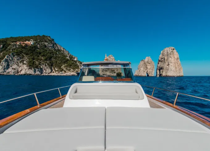 Motor Boat Gozzo Jeranto 950 Cabin in Sorrento, Italy