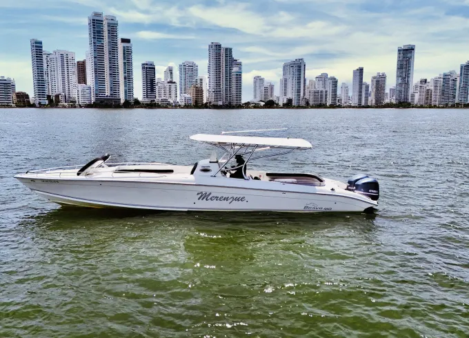 Rent Private Boat 41ft for island day Islas del Rosario Cholon Baru