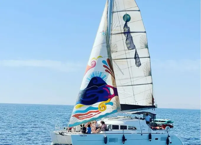 Catamaran Lagoon 380 DARIA in Marbella