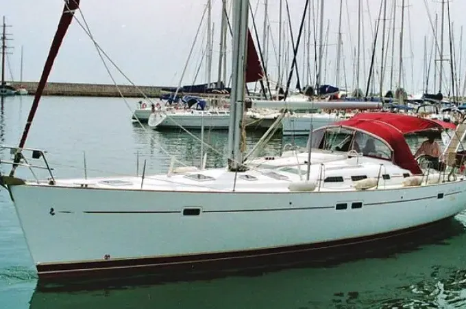 Charter Cruising Monohull  BENETEAU OCEANIS 47