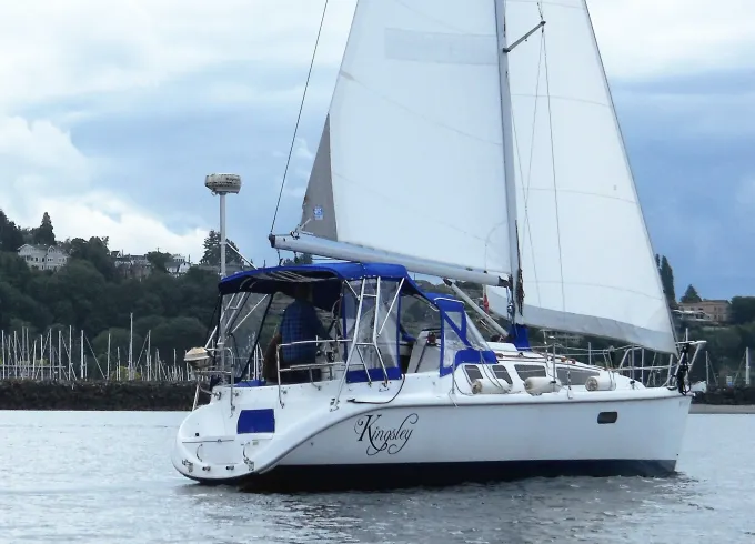 Puget Sound Sailing Adventure on 32' Hunter Sailboat