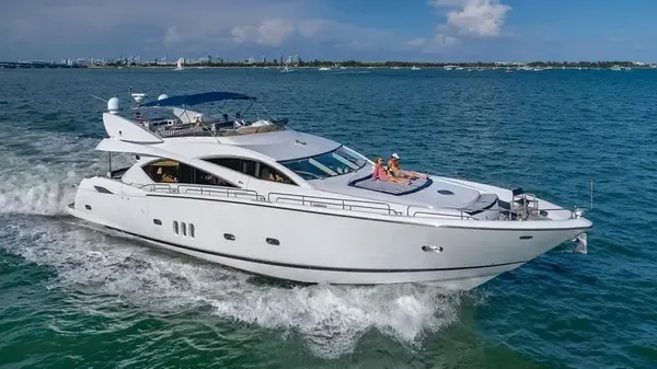 82ft Sunseeker Mega Yacht