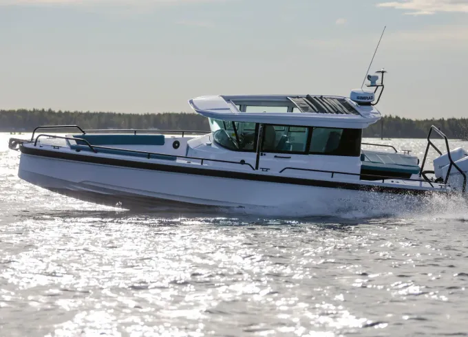 Ultra Luxury Axopar 28 Brabus Cabin Sports Cruiser in Savannah, GA
