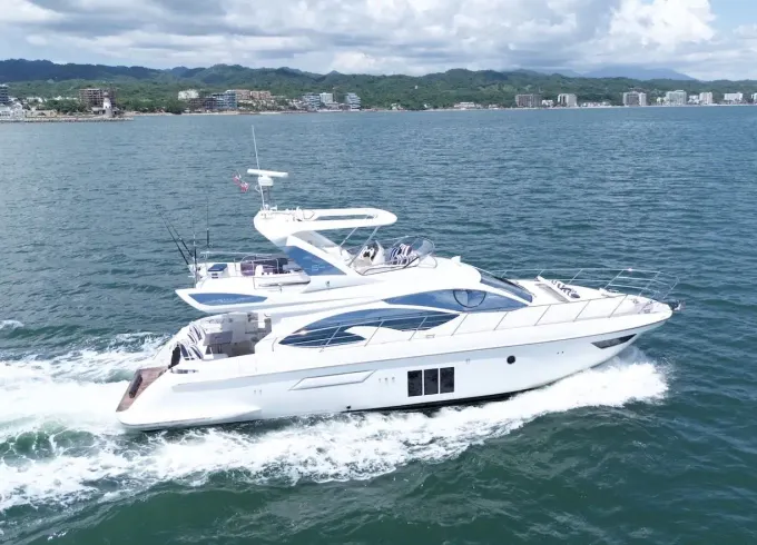 Luxury Azimut 54 Yacht in Riviera Nayarit