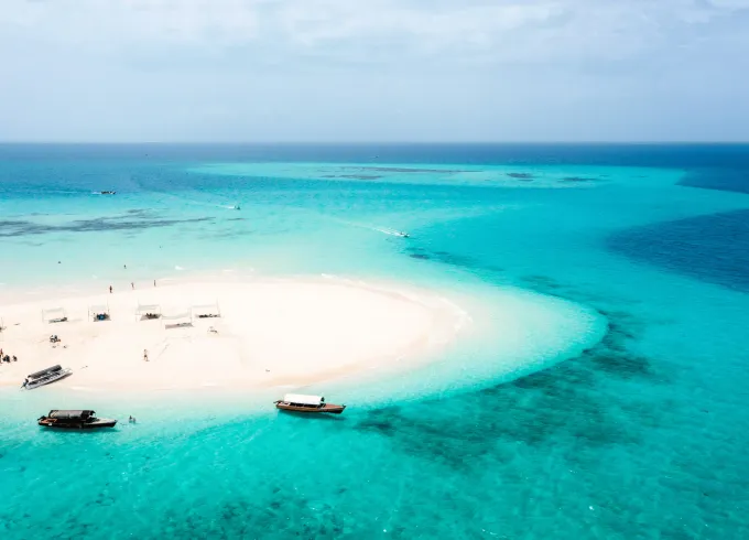 Mnemba Island Private Boat – Snorkel & Dolphin Adventure