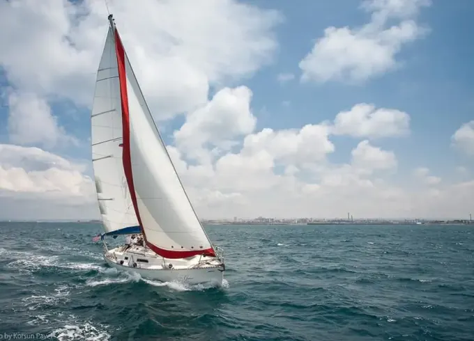 Sunset, Hour and Day Sailing Tours in St. Pete Beach - 30ft Dufour Sailboat