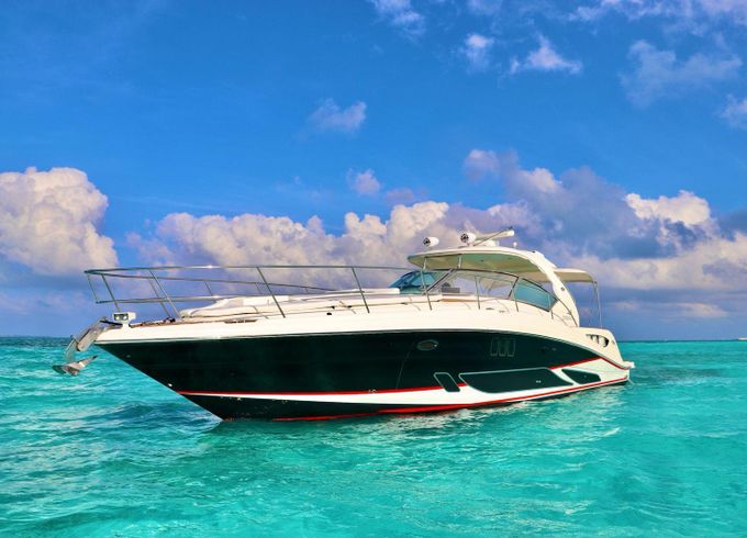 FLAWLESS 46ft - Sea Ray Sundaner