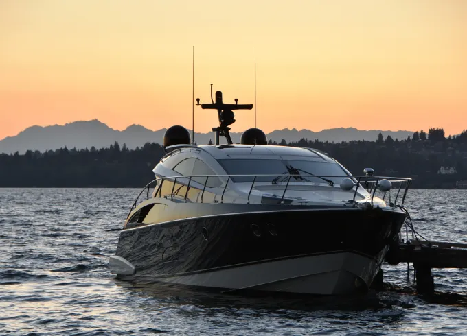 Marquis 500 Sport Coupe Motor Yacht