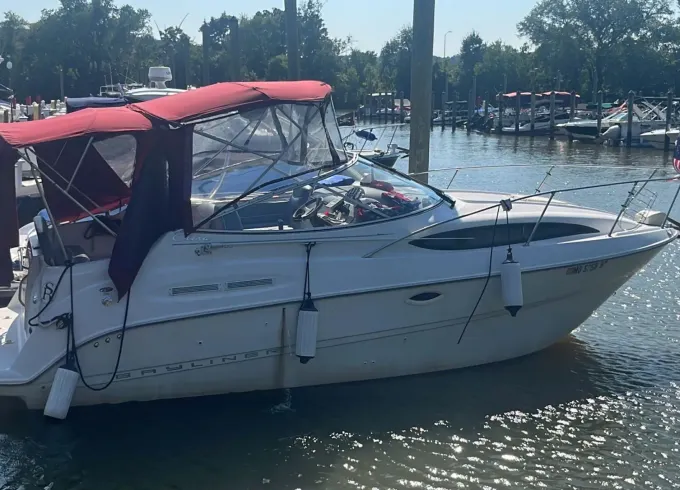 24ft Bayliner Cierra Express Cruiser in DC