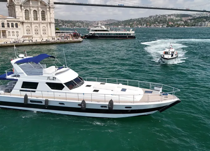 Explore İstanbul on a  59ft Motor Yacht with Turkish Breakfast