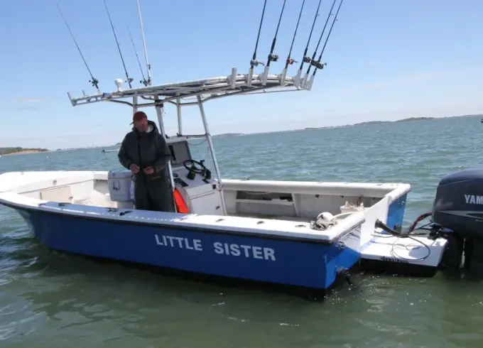 31ft Contender Center Console - Fishing Charter