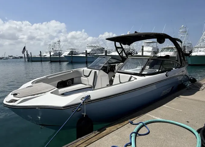 2024 Yamaha 252XE Yacht in Boynton Beach, Florida