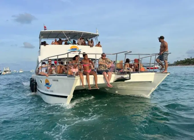 Enjoy Punta Cana in this Exclusive VIP Yacht 🏆BEST 2025🏆