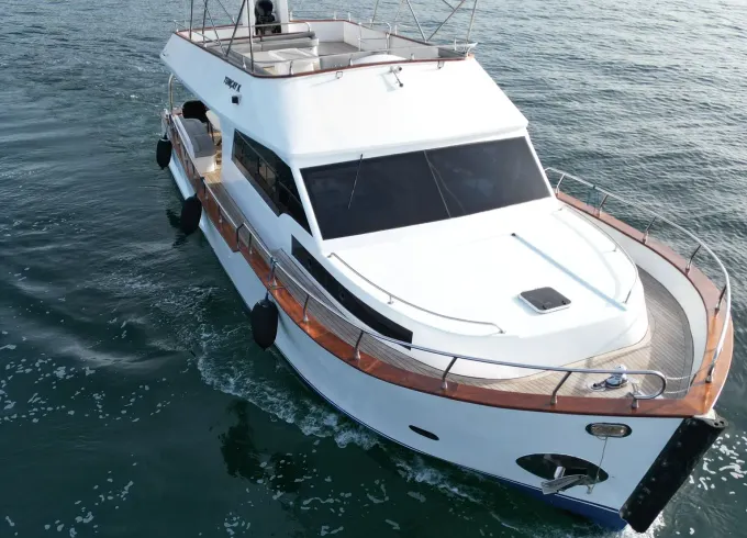 A 52ft luxury yacht that stands out with its comfort and spaciousness