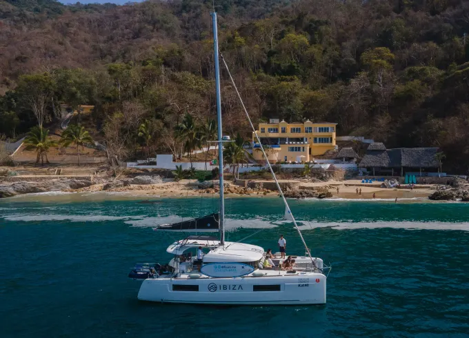 CATAMARAN IBIZA | Gorgeous Lagoon 40ft Vessel for a perfect day in the Pacific.