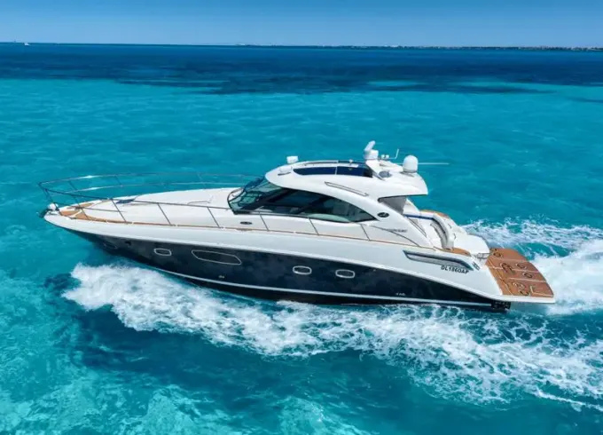 Sea Ray Sundancer 48' Yacht in Cancun – Your Gateway to Luxury & Caribbean Bliss