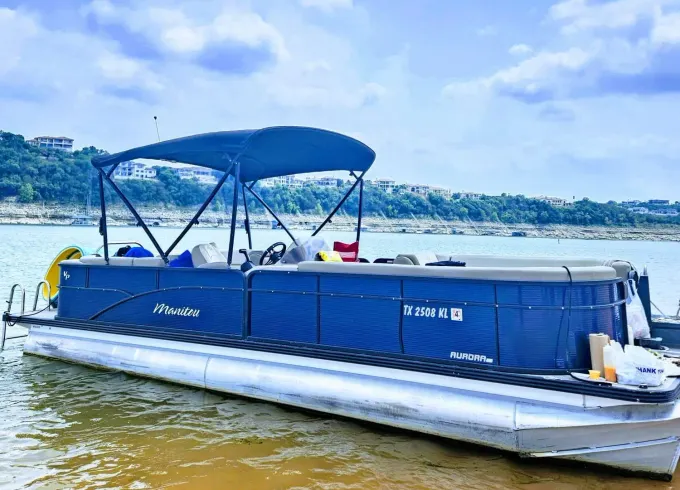 Manitou 24 Aurora Tritoon | Making memories you'll never forget!