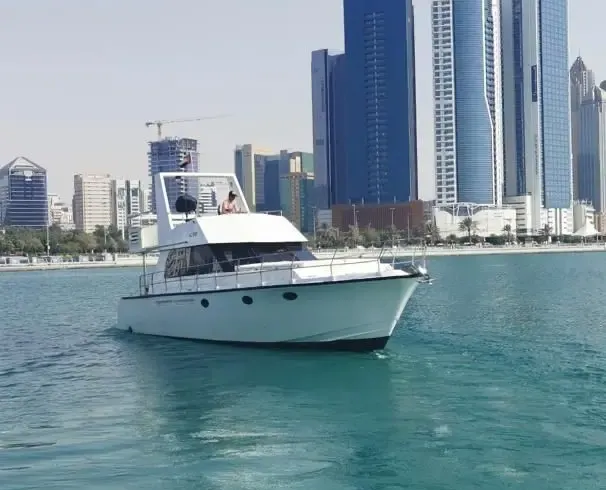 YACHT AVAILABLE 45FT FOR RENT IN ABUDHABI