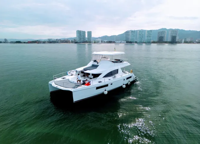51ft Power Catamaran for All Inclusive Experience