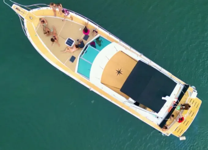 55ft Day Trip Boat for Charter in Rio de janeiro