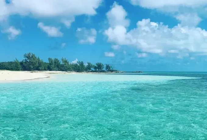 34-foot Venture Center Console Fishing / Snorkeling in Nassau