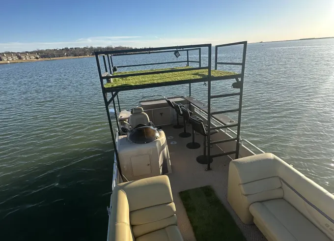 25ft Double Decker Party Boat