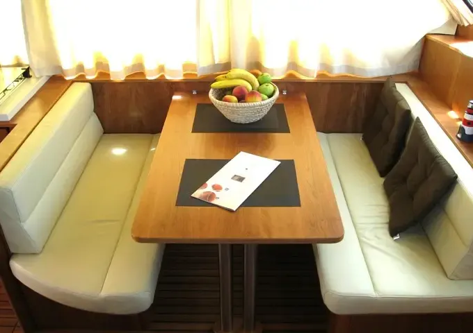 LUXURY DAY TOUR - Motor Yacht with Skipper in Rovinj (Croatia)
