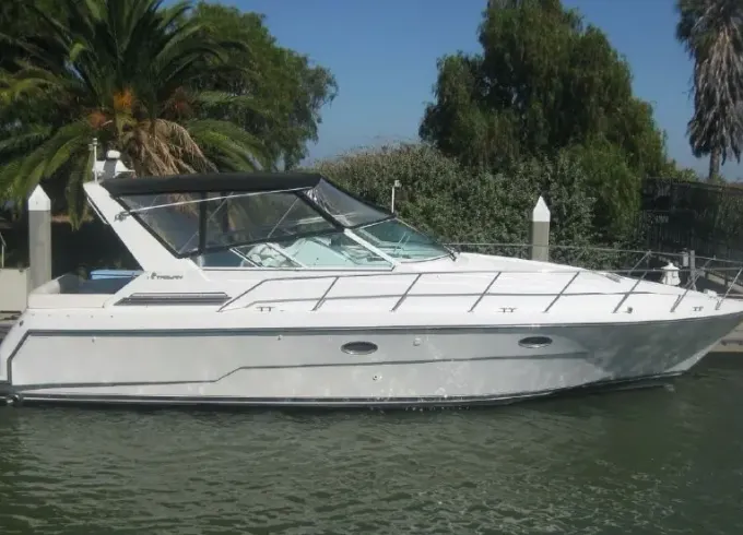 40ft Express Cruiser Yacht for Toronto Tours and Party! WEEKDAY SPECIALS
