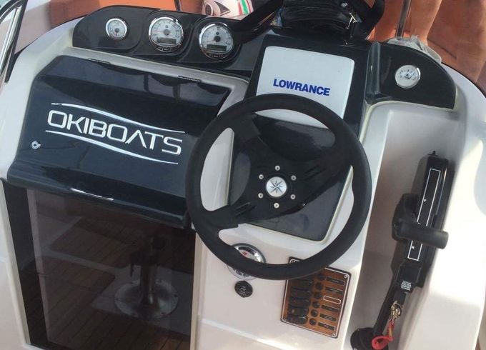 Rent a 7 person Barracuda 545 Open Deck Boat in Trogir, Croatia