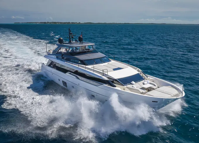 Brand New Luxury Yacht 96ft Sanlorenzo | Italian Design | Seabobs