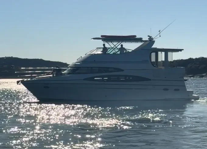 Lake Travis Elevated — Private Yacht Charter Aboard the Carver 466 with Captain