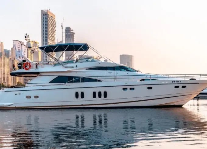 Elite 88ft Fairline Squadron 78 - Private Party Vessel for 25 PAX