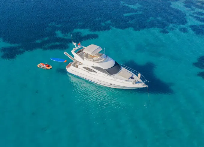 46ft Luxury Motor Yacht in Bodrum! Have fun in the hidden coves of Bodrum !