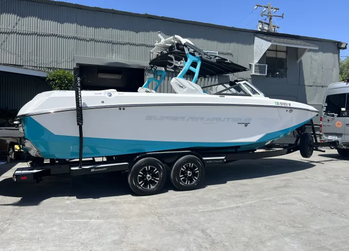 Awesome G25 Super Air Nautique Wake Boat  Shasta Lake