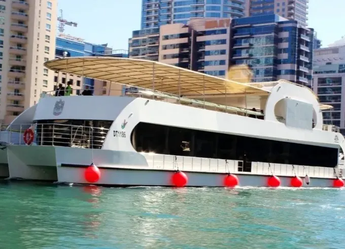 Party and Dining Yacht in Dubai