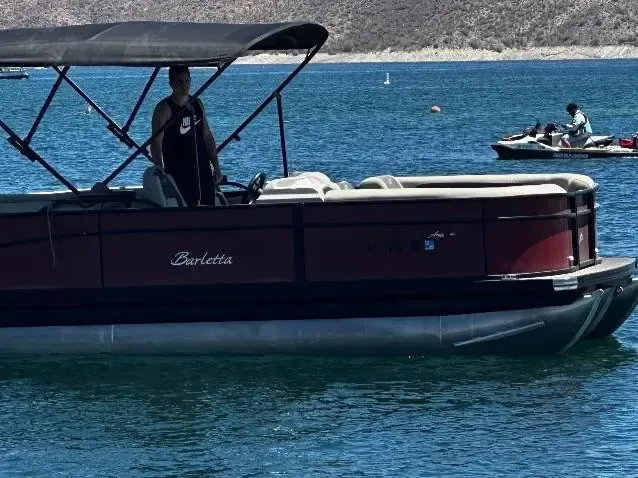 Amazing 21' Barletta Tritoon On Lake Pleasant