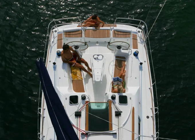 Yacht charter in Herceg Novi · Sun Odyssey — 39i (2010) with Skipper