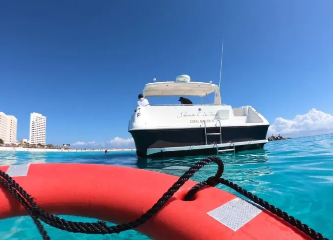 Sea Ray 455 Sedan Bridge - Free pick up transportation hotel marina one way